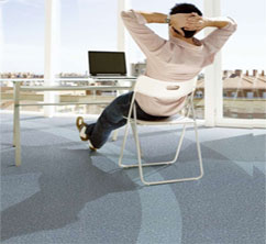 给橡胶地板打蜡时要注意什么